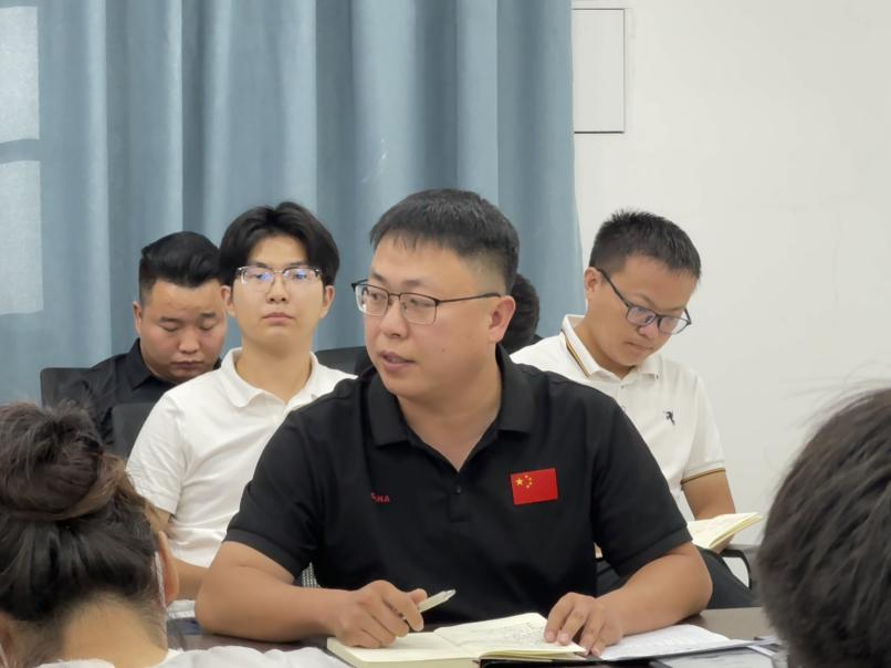 智能制造学院召开2025-2026学年第一学期第一次工作例会